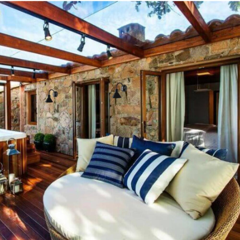 Arandela para Jardim em Metal Preto Linha Piccola 1xE27 15x25x24cm - Foco Metallo