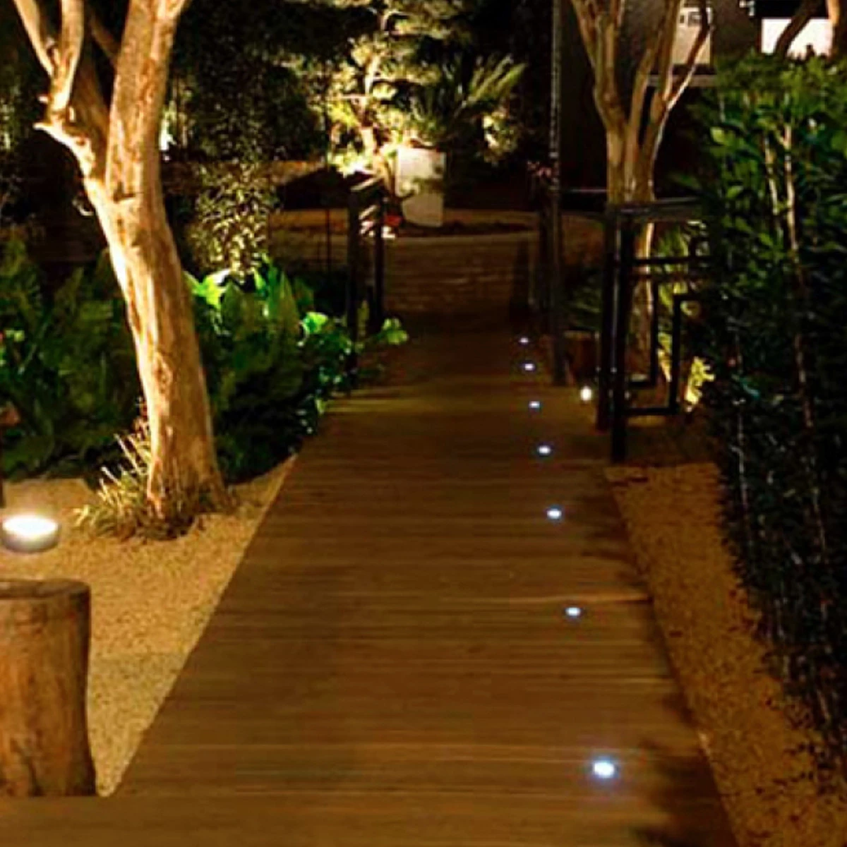 Mini Balizador de Piso Preto  com LED 0,65W 2700K- IP66 12v -  Interlight IL3940-S-PM