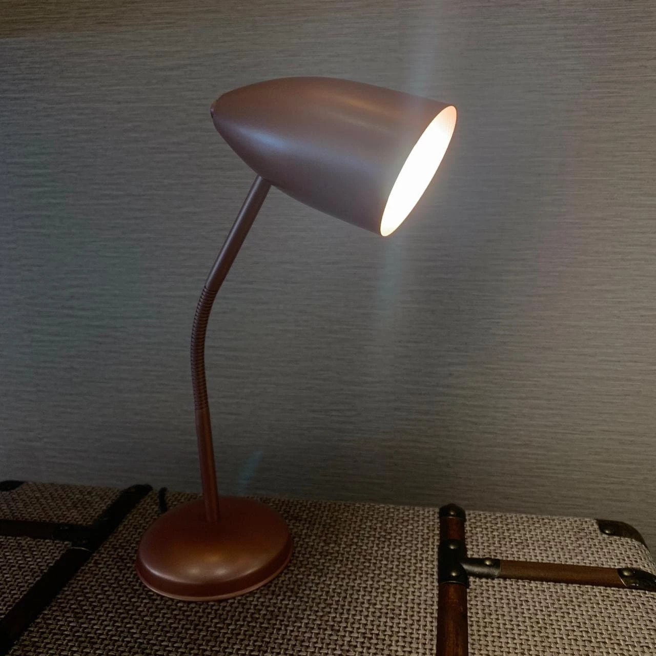 Luminária de Mesa 1xE27 - 1300N Elétrica