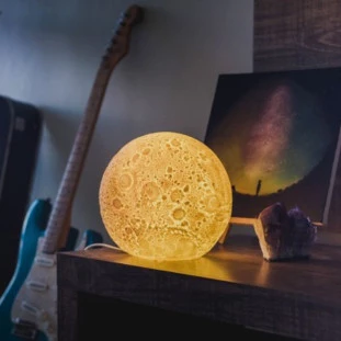 Luminária Lua de mesa- Usare