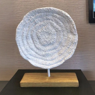Escultura Coral em Polirresina Branca 26x6x19cm - Decor Lumen 19043