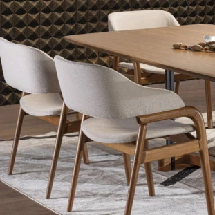 Poltrona Joana 80cm Madeira Maciça Champagne- Morada Decor M131