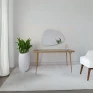 Espelho Prata Decorativo Ara Forma orgânica 77cm- Fuzimoto-Ambientada- Decor Lumen 